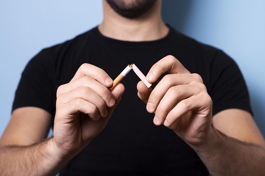 Dejar de fumar es un logro protegerte es una necesidad 2