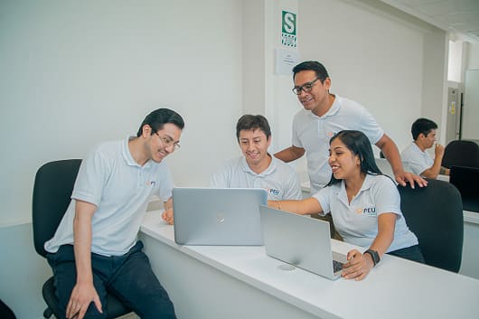 FOTO NP OSIPTEL lanza 60 becas integrales para estudiantes de Economia Derecho e Ingenieria1