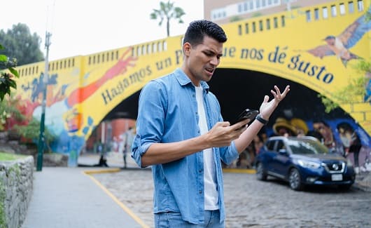 FOTO NP OSIPTEL aprueba norma para garantizar la baja de lineas moviles y bloquear celulares utilizados en delitos1