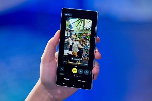 011 handson galaxy s25ultra titaniumsilverblue audio eraser1