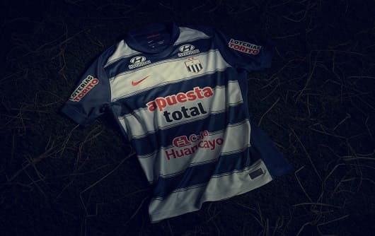 NIKE Alianza Lima PRODUCTO 1 18 2 21