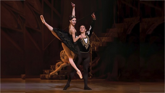 El Lago de los Cisnes llega a Lima con solistas del Bolshói 1 Yaroslavna Kuprina y Mark