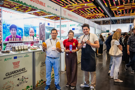 XVII Salón del Cacao y Chocolate: cacao sostenible en el VRAEM 1 JCS 350611