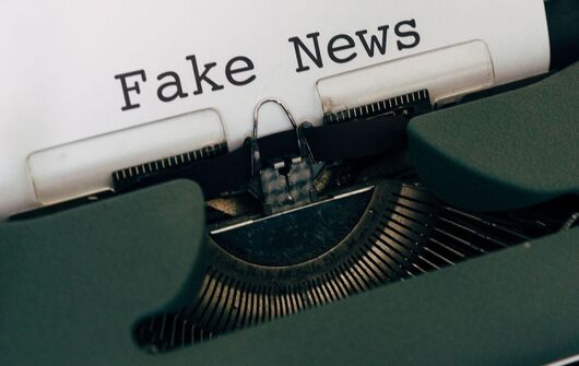 Compartir sin verificar alimenta fake news advierte Kaspersky 1 Fake news 211
