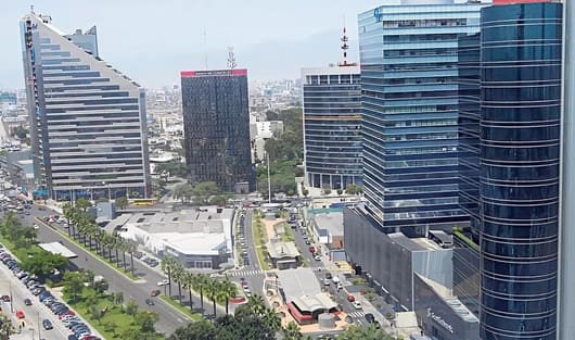 Cinco consejos para empresas ante la actividad sísmica en Perú 1 Edificios corporativos11