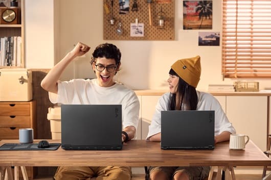 ASUS lanza en el Perú la campaña “ASUS te da +MÁS” con beneficios integrales para la compra de laptops 1 asus te da 11