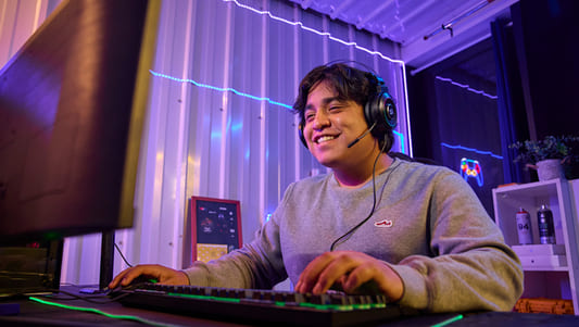 Fibra óptica impulsa el internet fijo en el Perú 1 1456979 np1510202611